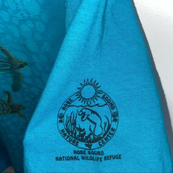 Sea turtle Graphic T-shirt - Picture 7 of 7